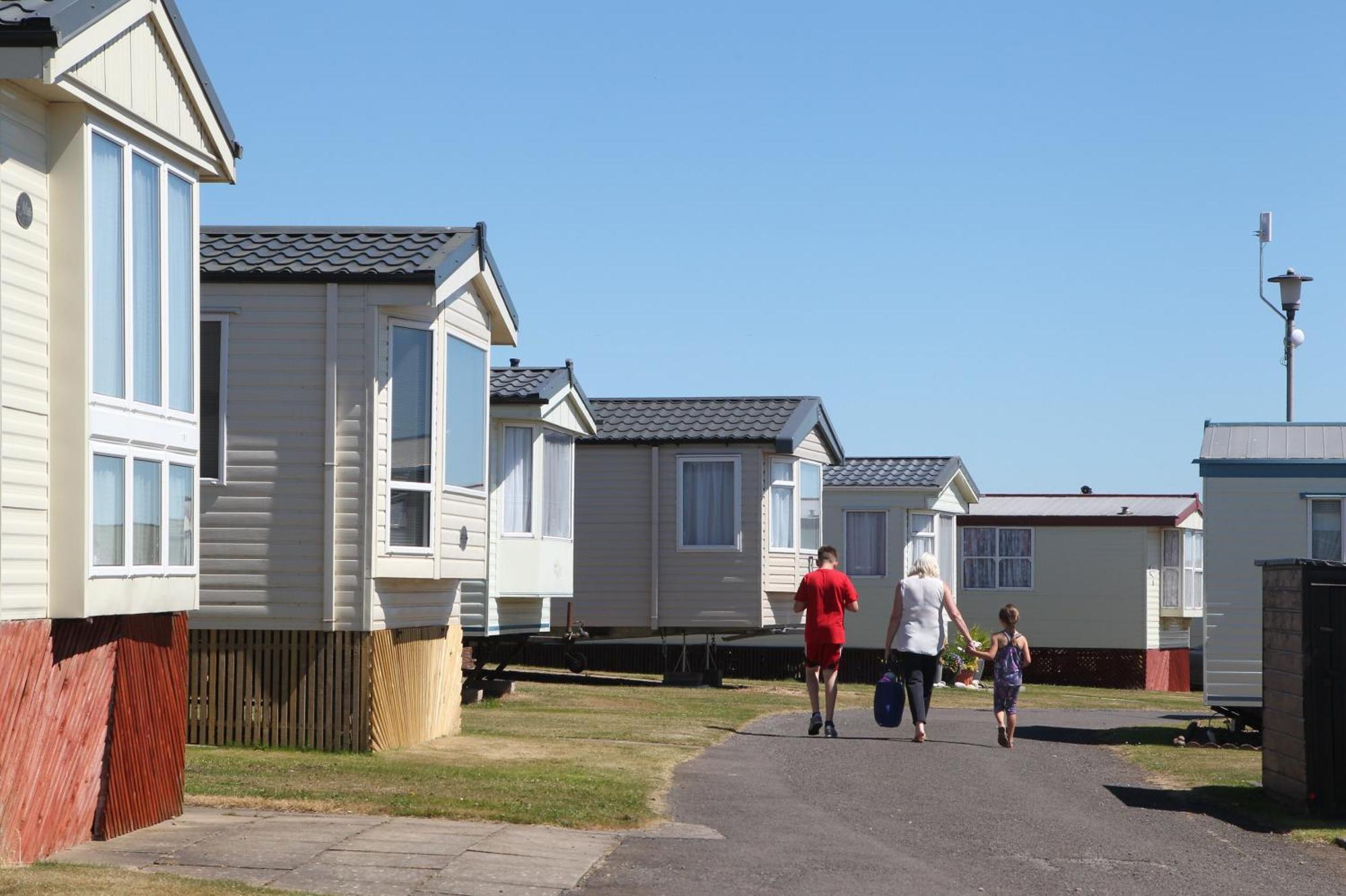 Red Lion Holiday Park อาร์บรอท ภายนอก รูปภาพ