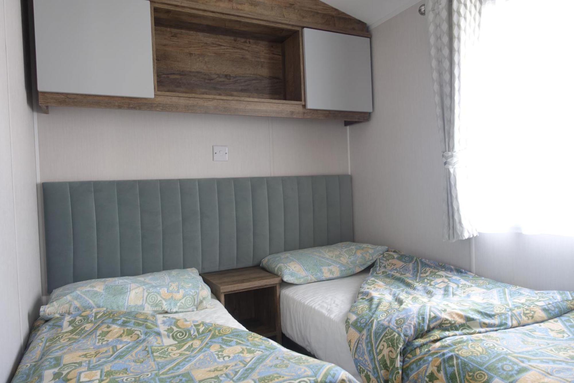 Red Lion Holiday Park อาร์บรอท ภายนอก รูปภาพ