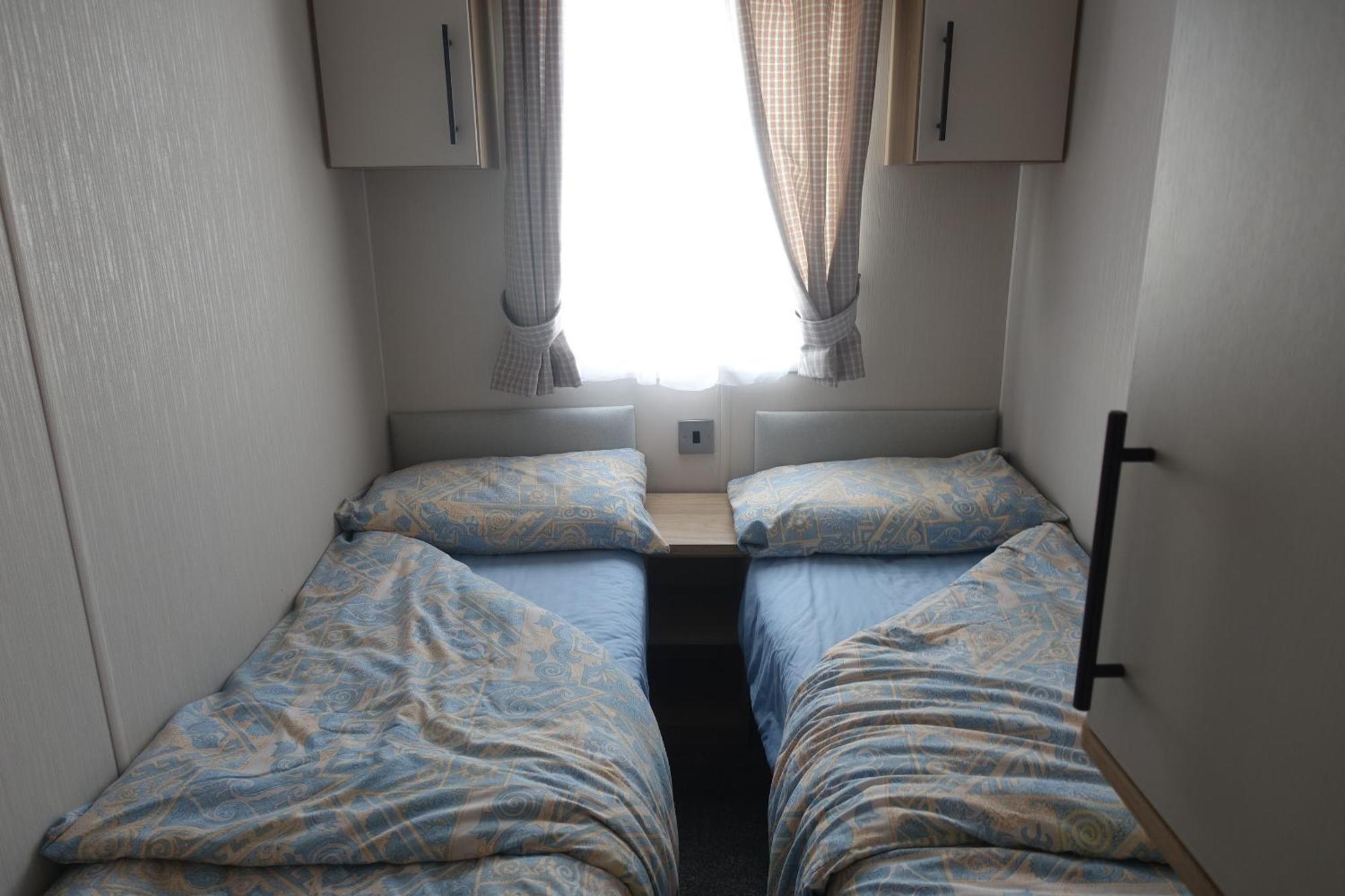Red Lion Holiday Park อาร์บรอท ภายนอก รูปภาพ