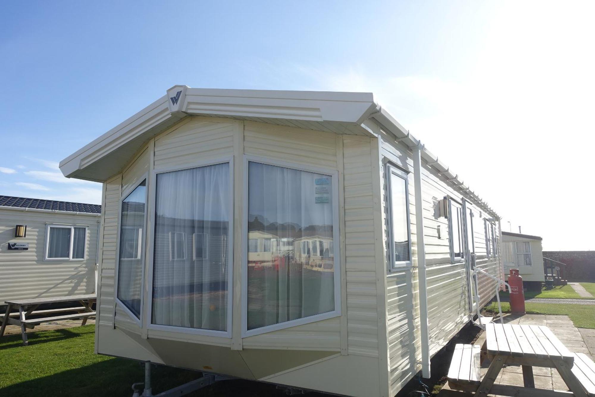 Red Lion Holiday Park อาร์บรอท ภายนอก รูปภาพ