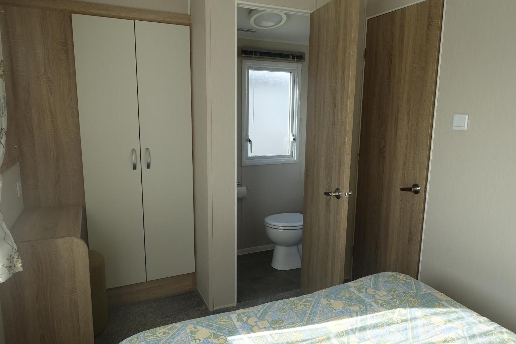 Red Lion Holiday Park อาร์บรอท ภายนอก รูปภาพ